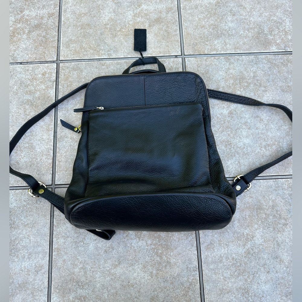 L Credi Leather Black Leather Backpack